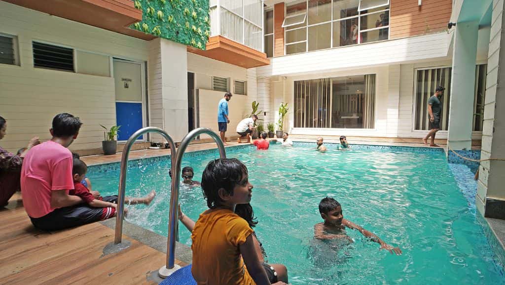 ficty_pool_4